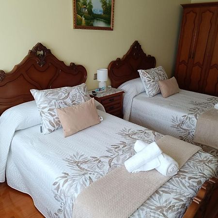 Baixo A Lua Rooming Sarria Exterior photo